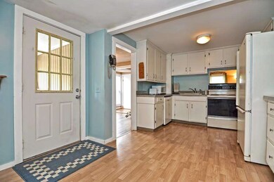 498 N Washington St, North Attleboro, MA 02760 - photo 4