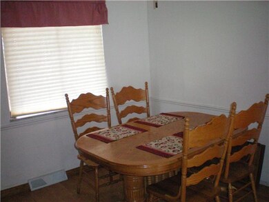 2002 Cannington Ct, Columbus, OH 43229 - photo 6