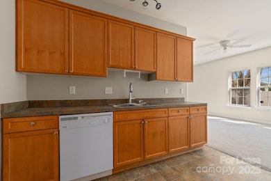 4140 Kenton Glenn Ct NW unit 10, Concord, NC 28027 - photo 6