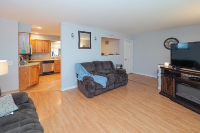 1081 Sir Knight Rd-105
