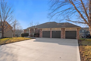 11702 Jefferson St, Kansas City, MO 64114 - photo 3