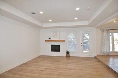 2915 Spring Oaks Ct, Bedford, TX 76021 - photo 3