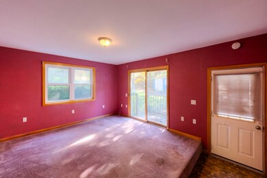 12 Drexel St, Worcester, MA 01602 - photo 4