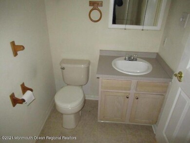 23 Oakland Bay Ct, Little Egg Harbor Township, NJ 08087 - photo 6