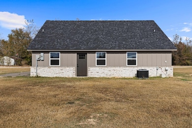 3198 N Fm 1002, Winnsboro, TX 75494 - photo 2