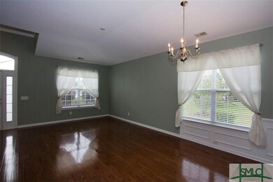 Interior / Entrance / Formal Dining Room