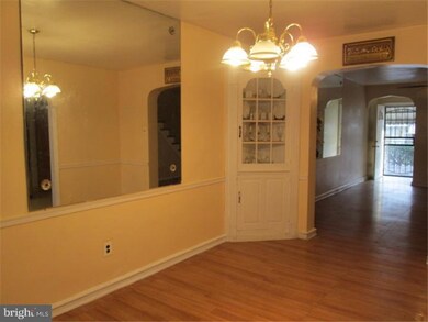 6853 Radbourne Rd, Upper Darby, PA 19082 - photo 6