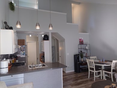 172 Courtyards E, Windsor, CA 95492 - photo 2