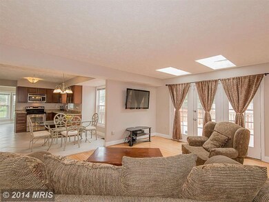 15133 Red Cedar Dr, Burtonsville, MD 20866 - photo 4