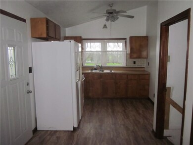 1780 W Deaver Rd, Columbus, IN 47201 - photo 5