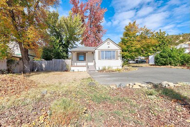 1-web-or-mls-2072-ne-fairview-ave