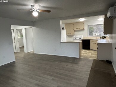 Kitchen/Living Room
