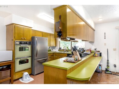 14175 SW Hargis Rd, Beaverton, OR 97008 - photo 6