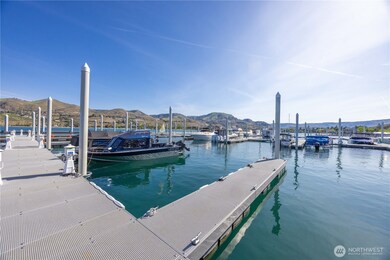 1350 W Woodin Ave unit D9, Chelan, WA 98816 - photo 3