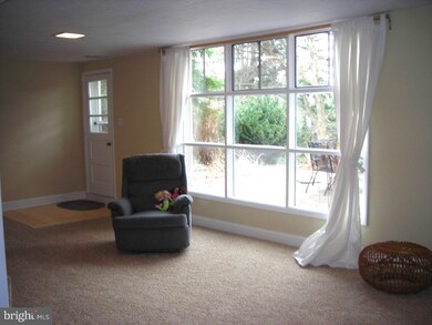 924 Wootton Rd, Bryn Mawr, PA 19010 - photo 3