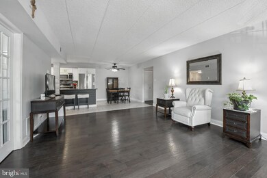 101 Riversedge Dr unit CONDO 101, Norristown, PA 19403 - photo 3