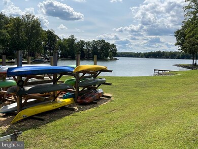 406 Wilderness Dr, Locust Grove, VA 22508 - photo 6