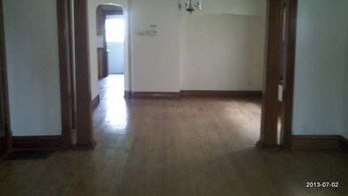 1104 S East Ave, Oak Park, IL 60304 - photo 3