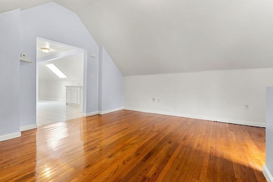 31 Newbury St, Worcester, MA 01609 - photo 4