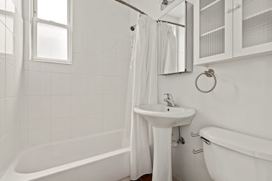 1212 W Hubbard St, Chicago, IL 60642 - photo 7