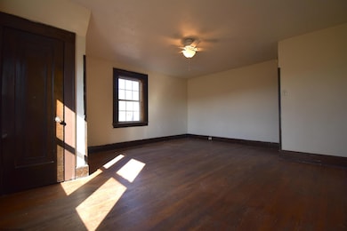 662 Spruce St, Morgantown, WV 26505 - photo 7