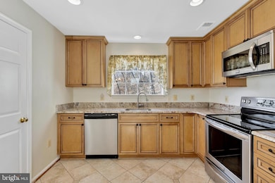 9103 Lorient Ct, Fort Washington, MD 20744 - photo 3