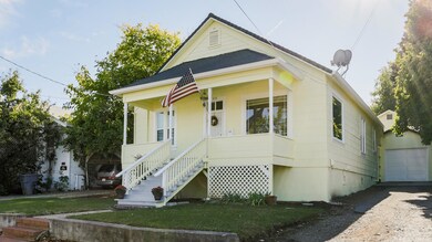 1034 West St, Redding, CA 96001 - photo 2