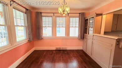 1425 18th St, Port Huron, MI 48060 - photo 7