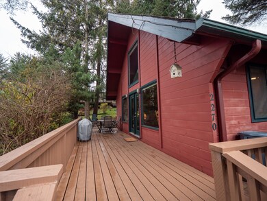 Large Deck /  Entry