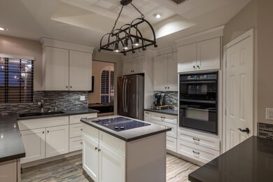 008_Kitchen