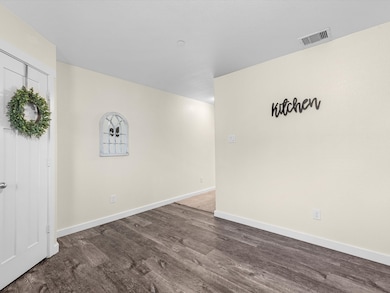 Dining/Kitchen area