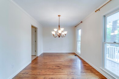 Dining room longshot