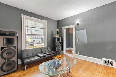 3114 Russell Ave N, Minneapolis, MN 55411 - photo 5