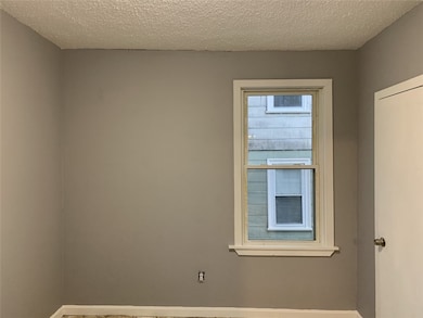 25 Laundry St unit Fl 3, Woonsocket, RI 02895 - photo 4