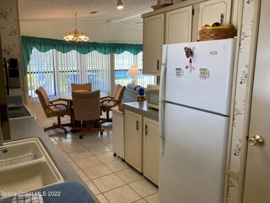 726 Hyacinth Cir, Sebastian, FL 32976 - photo 7