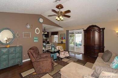 467 E 143rd St, Glenpool, OK 74033 - photo 5