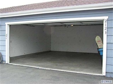 Oversized garage