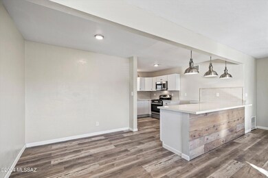 06-Dining Area