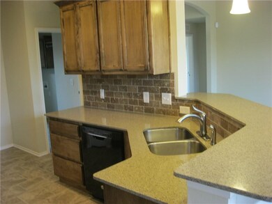 2017 SE 6th St, Moore, OK 73160 - photo 4