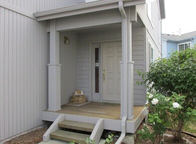 Exterior Front Entry