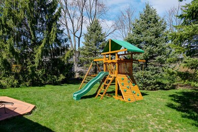 2244 Surreygate Dr, Columbus, OH 43235 - photo 5