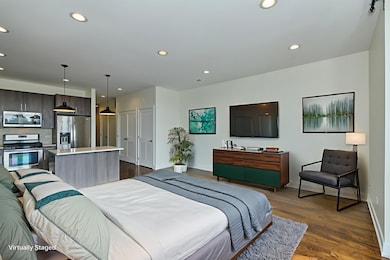 5139 N Broadway St unit 205, Chicago, IL 60640 - photo 2