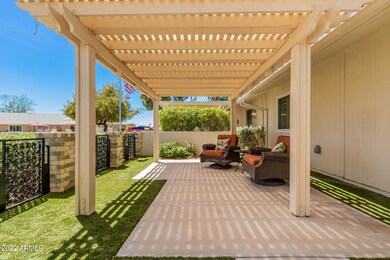 9892 W Spanish Moss Ct, Sun City, AZ 85373 - photo 5