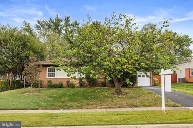 210 W Beech Rd, Sterling, VA 20164 - photo 4