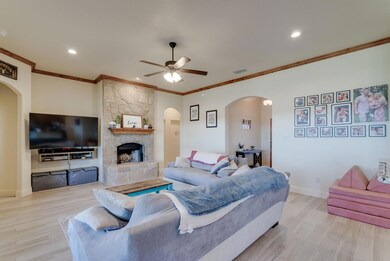 220 Timber Valley Ct, Weatherford, TX 76085 - photo 7