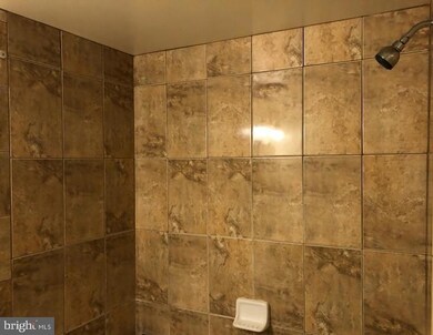 5205 Newton St unit T2, Bladensburg, MD 20710 - photo 5