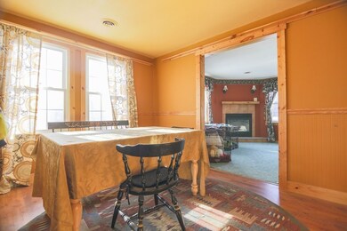 9 Kinney Ave, Burlington, MA 01803 - photo 4