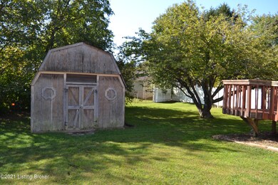 6814 Spourtland Dr, Louisville, KY 40228 - photo 4