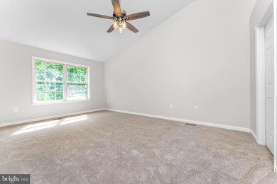 205 Blueberry Ct, Stafford, VA 22554 - photo 4