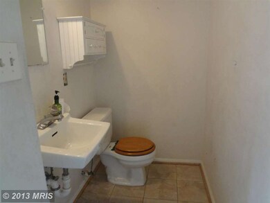 9237 Redbridge Ct, Laurel, MD 20723 - photo 7